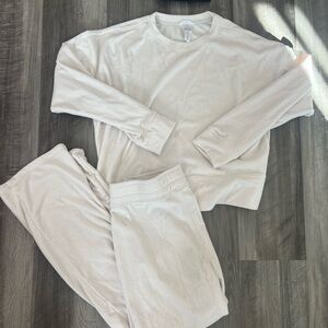Jockey Women's Cream Lounge Set